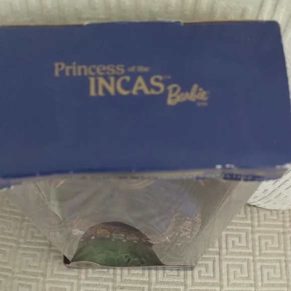 Barbie Princess Of The Incas Collection Doll in Blue and Gold - Picture 10 of 14